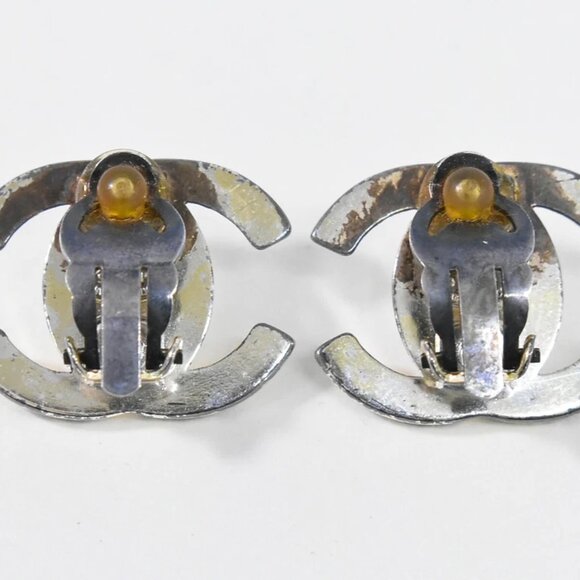 CHANEL CC Turn Lock Motif Gold Plated Earrings Clip - Picture 5 of 9